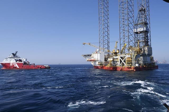 Cyber Threats at Sea: How to Protect an Oil Platform from Hackers